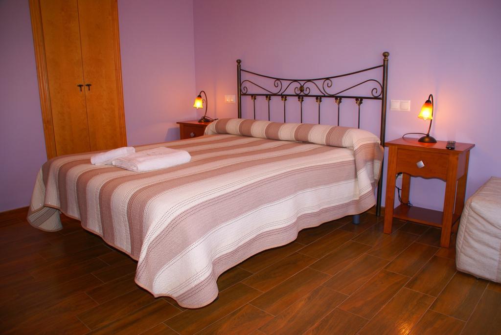 La Primavera Nuez Room photo